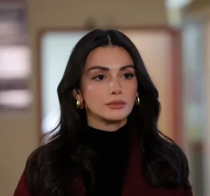 Özge Yağız Kimdir? Kaç Yaşında? Nereli? Hayat Hikayesi