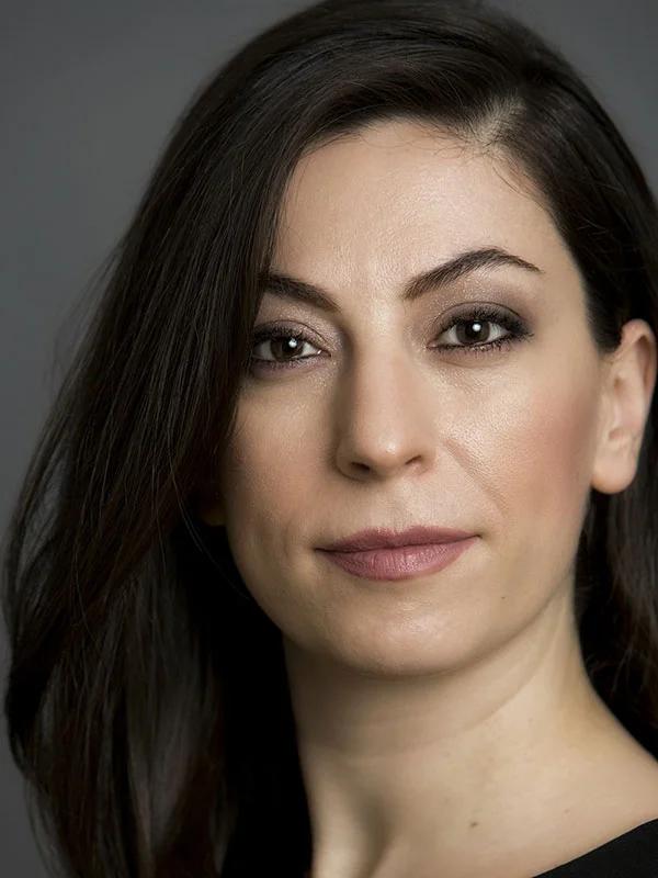 Sinem Öcalır Kimdir? Kaç Yaşında? Nereli? Hayat Hikayesi