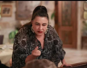 Esra Dermancıoğlu Kimdir