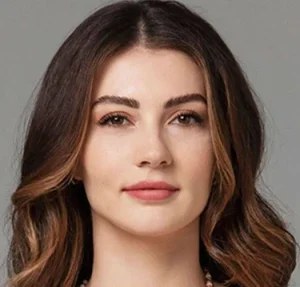 Burcu Özberk Kimdir